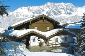 Apartment in Heen am Hochkönig with balcony